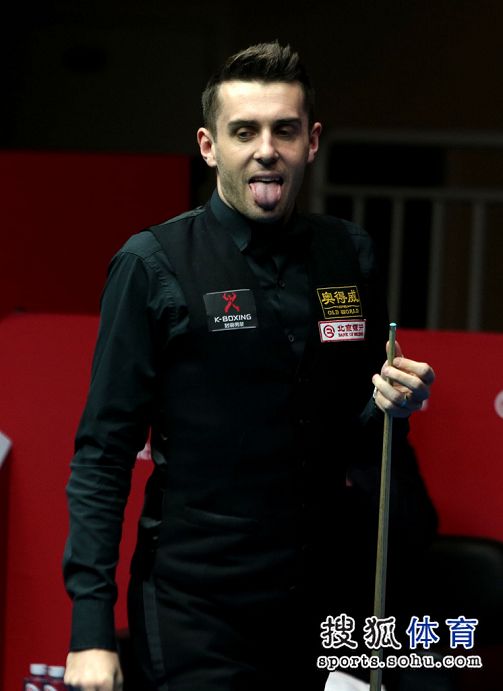 队上抢高度 队上抢高度